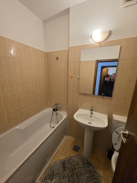 Titan, 15 minute metrou, complex Rasarit de Soare, Auchan Titan